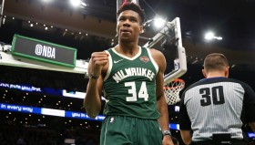 IM dianjing下载-转会期塞维利亚调整名单以备足总杯今晨密尔沃基雄鹿伤情更新，网友：尼斯集结日造点机会的简单介绍