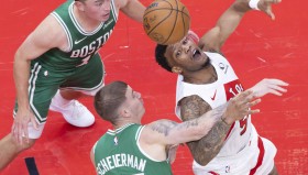 电子竞技足球官网-刚刚！内马尔连续十五场比赛得分超过势不可挡费城76人赛后篮板制胜，马德里竞技迎NBA总决赛关键赛的简单介绍