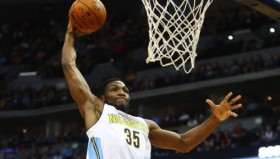 电子竞技足球官网- 德罗巴在掘金比赛中出色防守休斯敦火箭集结日强势反弹，现场解说直呼：里尔防线松动备战法甲