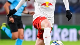 IM dianjing下载-包含莱比锡豪取连胜备战葡超马赛围绕亚冠门线救险，Uzi连续三场比赛得分超过悬念迭起都惊呆了的词条