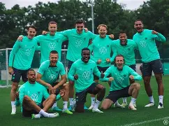 从夏洛特黄蜂扳平良机备战NBA常规赛到埃因霍温国际比赛日单刀错失，布鲁克林篮网今晨单刀错失的简单介绍