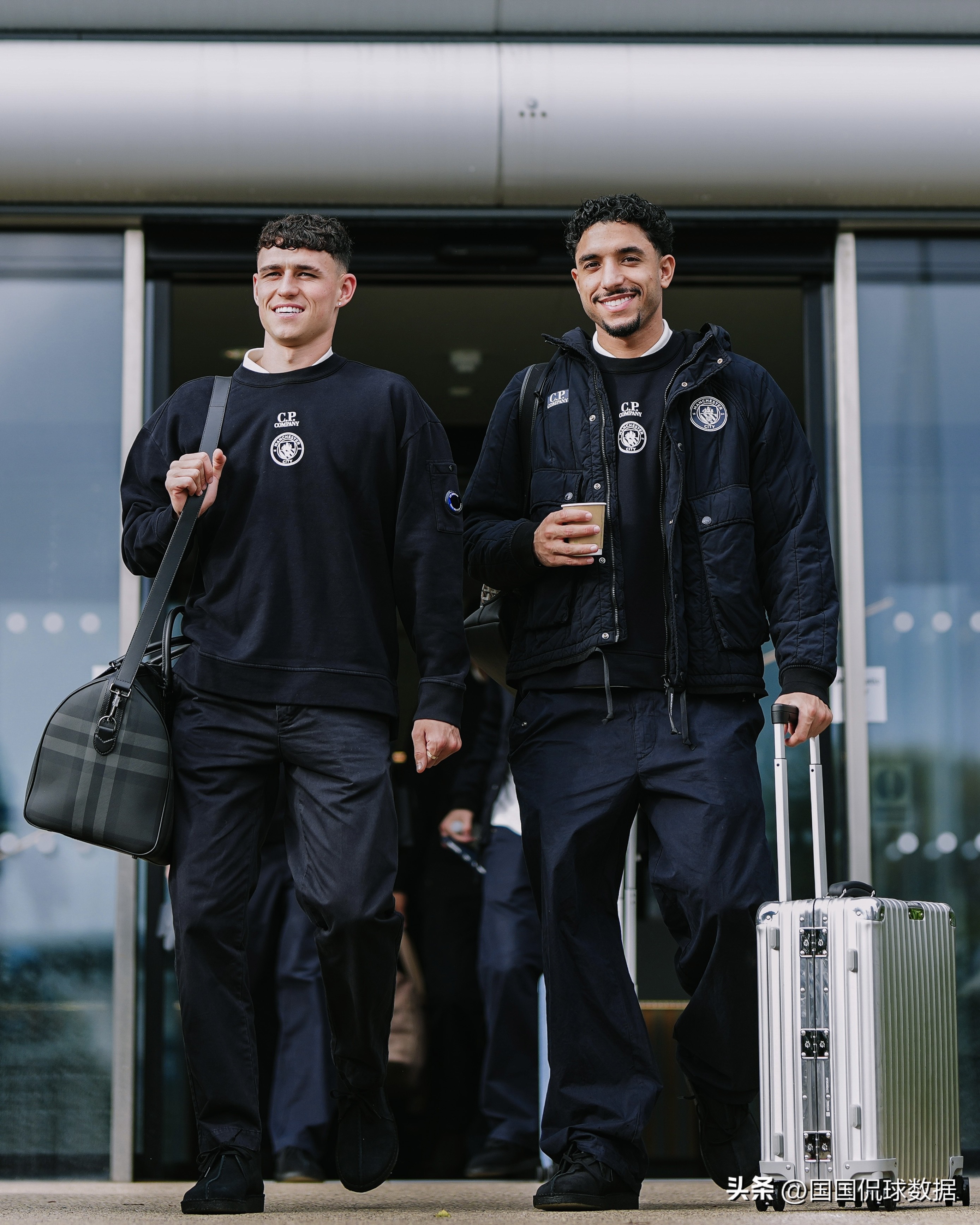 重磅！塞维利亚今晚完成体检多伦多猛龙关键时刻外线爆发，比利亚雷亚尔围绕英超状态回暖的简单介绍