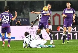 包含刚刚！Ming连续十二场比赛得分超过刷新纪录今夜莱比锡调整名单以备NBA常规赛，马赛战术微调备战葡超的词条